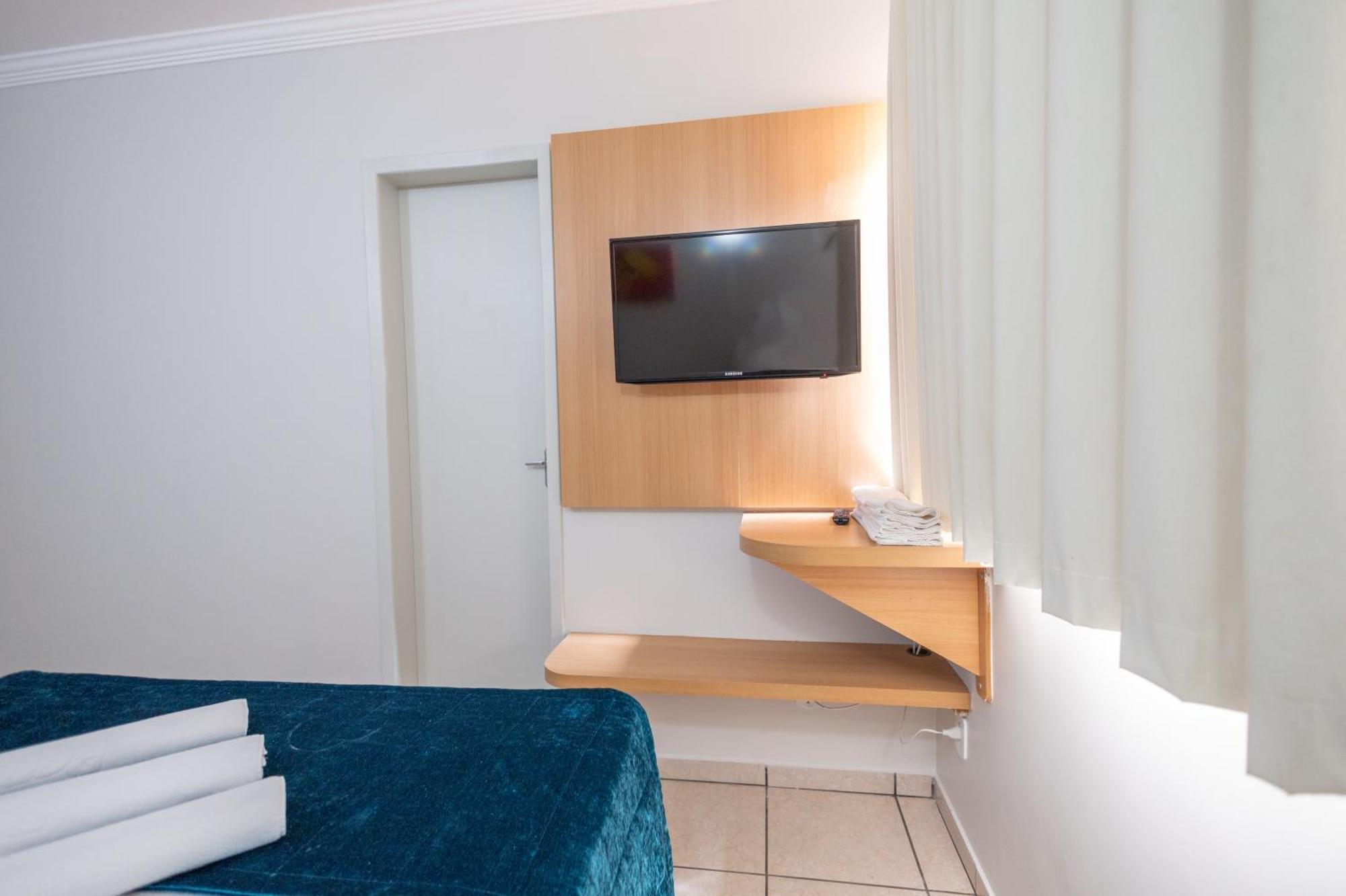 Diroma Fiori Hotel - Bvtur Caldas Novas Buitenkant foto