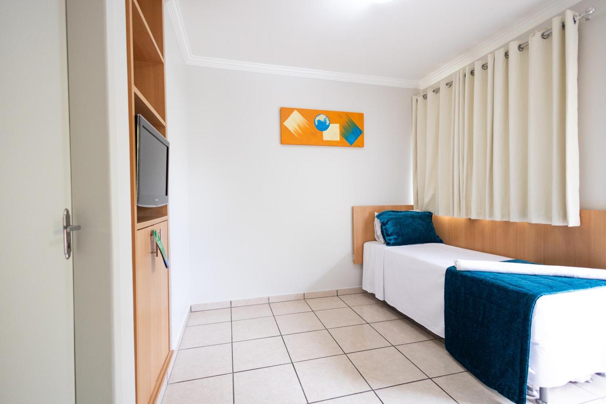 Diroma Fiori Hotel - Bvtur Caldas Novas Buitenkant foto
