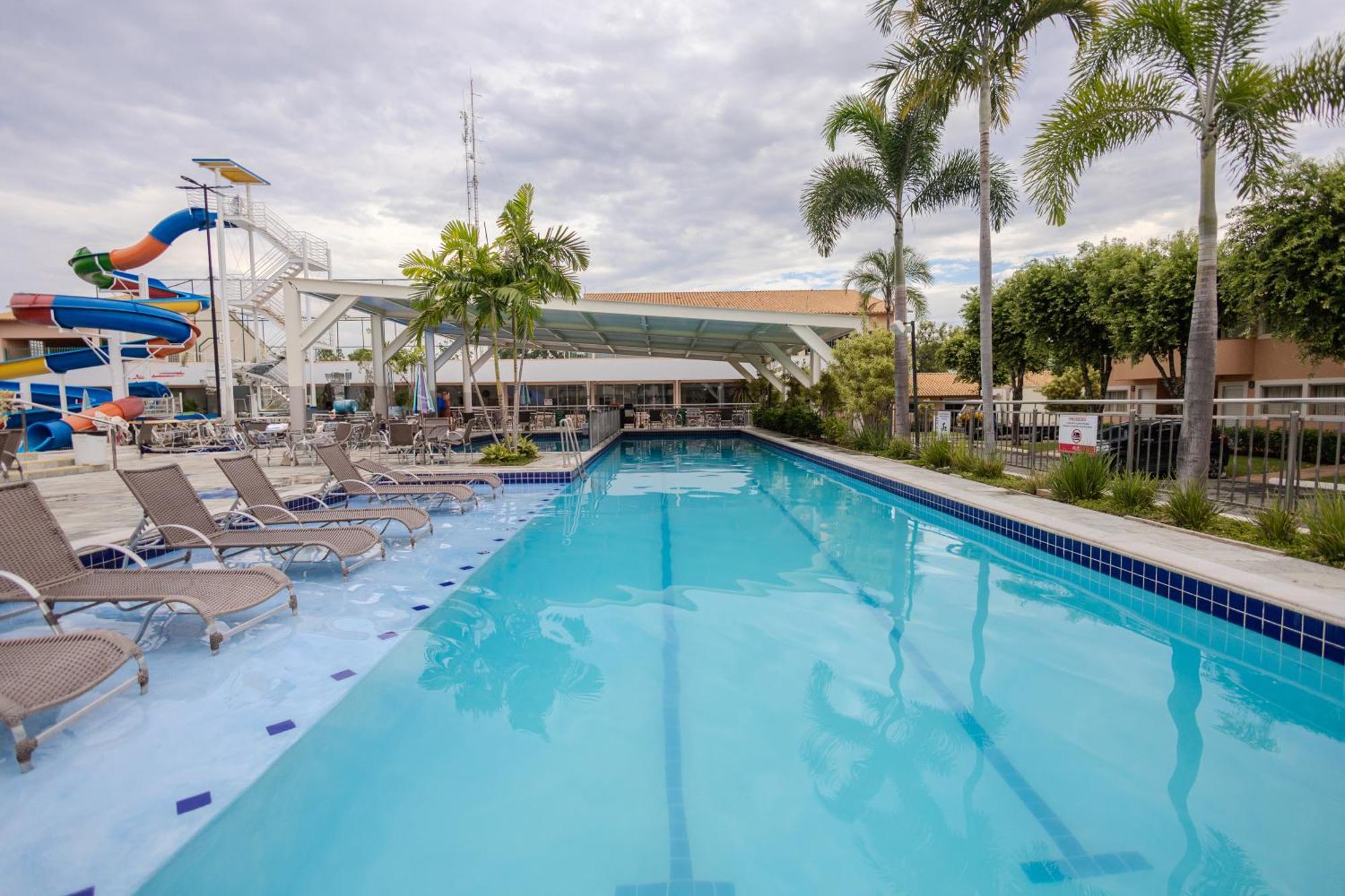 Diroma Fiori Hotel - Bvtur Caldas Novas Buitenkant foto
